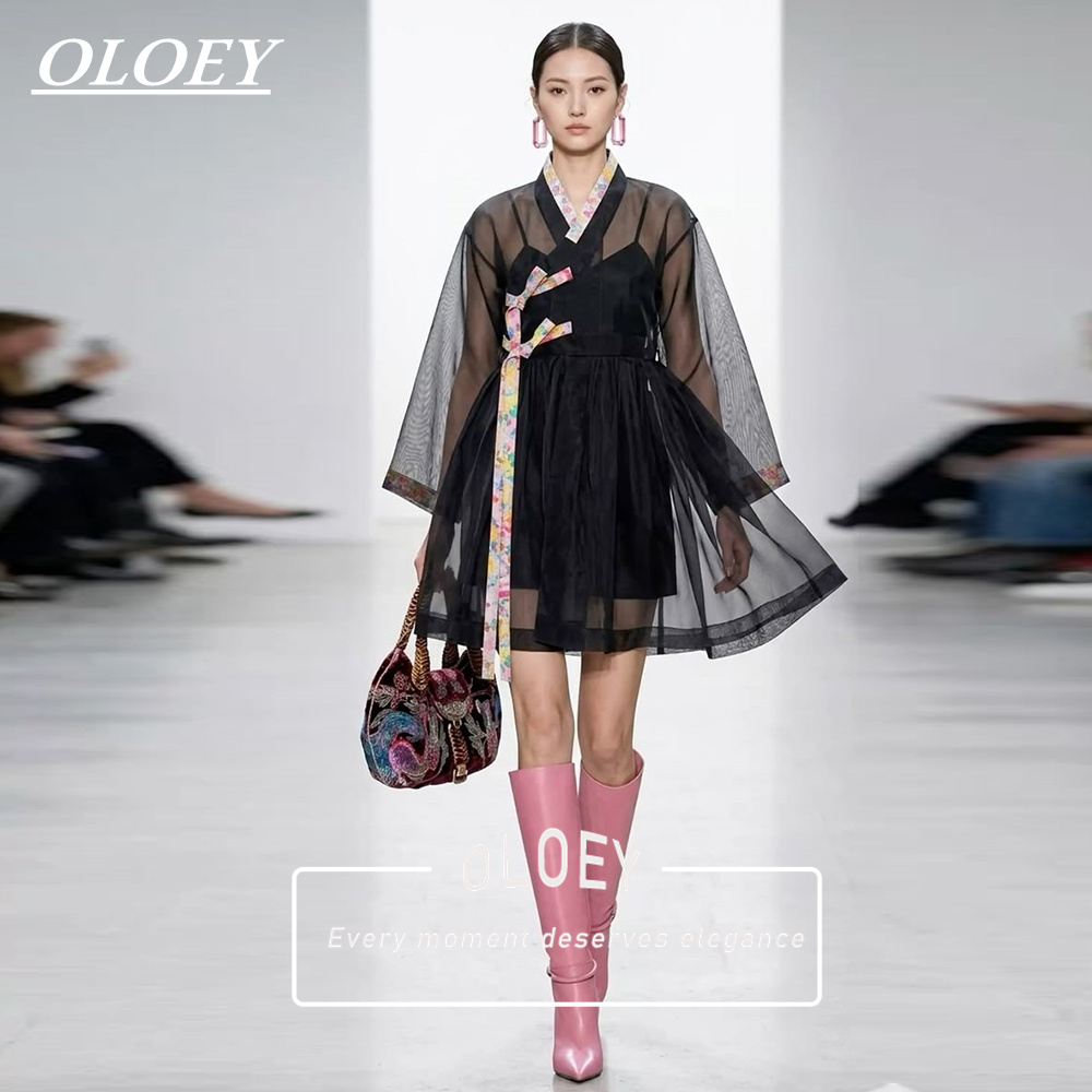 Hanbok Modern Set - ชุดฮันบกสั้นสีดำสไตล์โมเดิร์น OLOEY 2 ชิ้น ผ้าออร์แกนซ่า สำหรับถ่ายภาพสไตล์เกาหลี